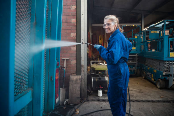 Best Garage Pressure Washing  in Halesite, NY