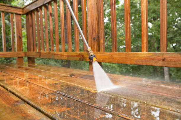 Why Choose Our Certified Pressure Washing Experts for Your Project Needs in Halesite, NY?